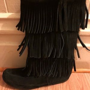 Minnetonka Black Fringe Boots